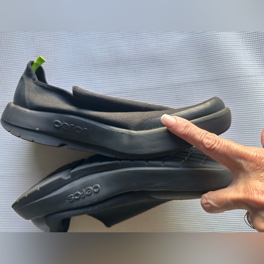 OOFOS Men's OOMG Sport
Eezee Low Black Shoe Size 12 - Picture 3 of 11